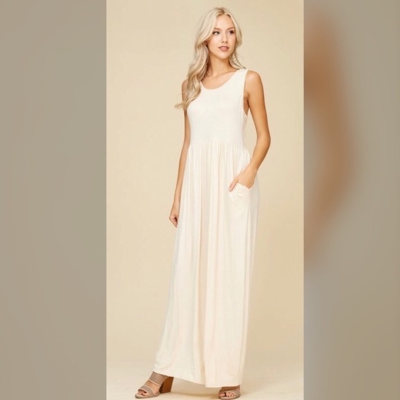 Dresses & Skirts - Racer Back Pleated Loose Solid Long Dress